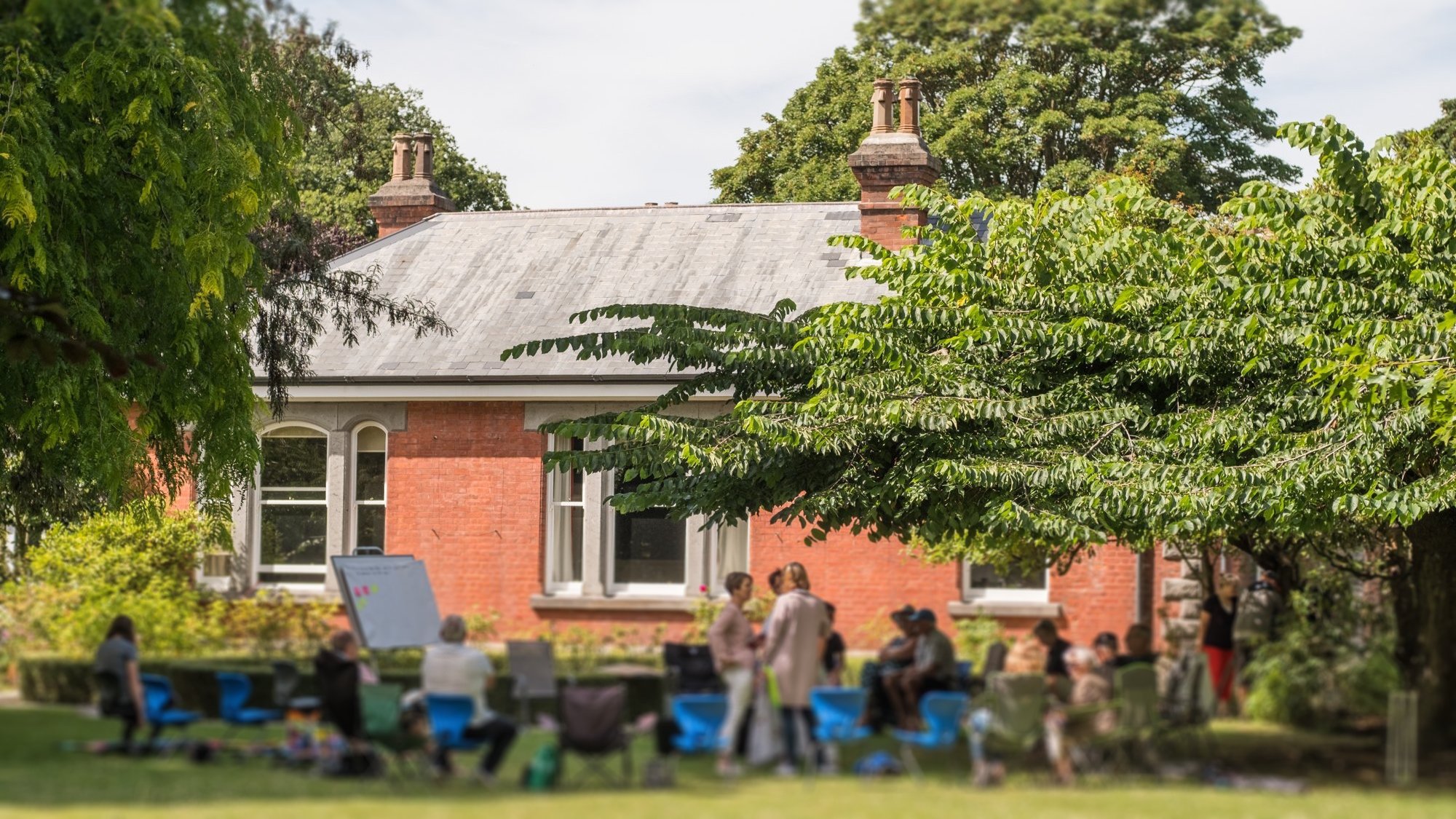 Community gathering at Hansons Lane